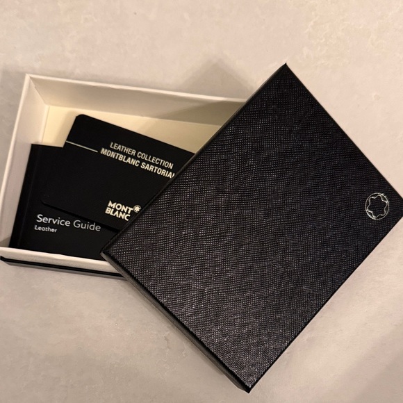 Montblanc Elegant Black Card Holder - Picture 3 of 5